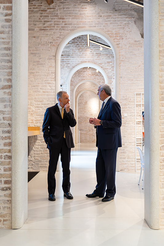 Photo 3 | Aimone Bonsi and Alberto Magni in the Procuratie.